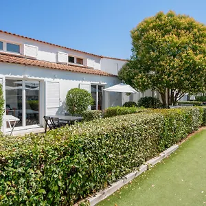 https://appartcity-confort-cannes-mandelieu-la-napoule.fr-provencehotel.com